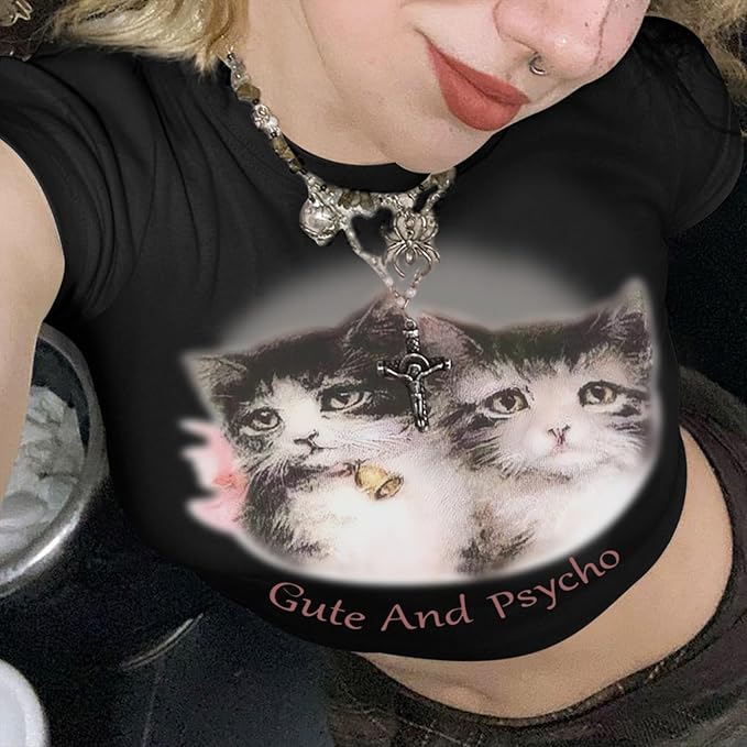 Tuislay Cat Baby Tees for Women Cute Y2k Coquette Shirt Funny Cropped Graphic Tees Top Downtown Girl Aesthetic Grunge Clothes