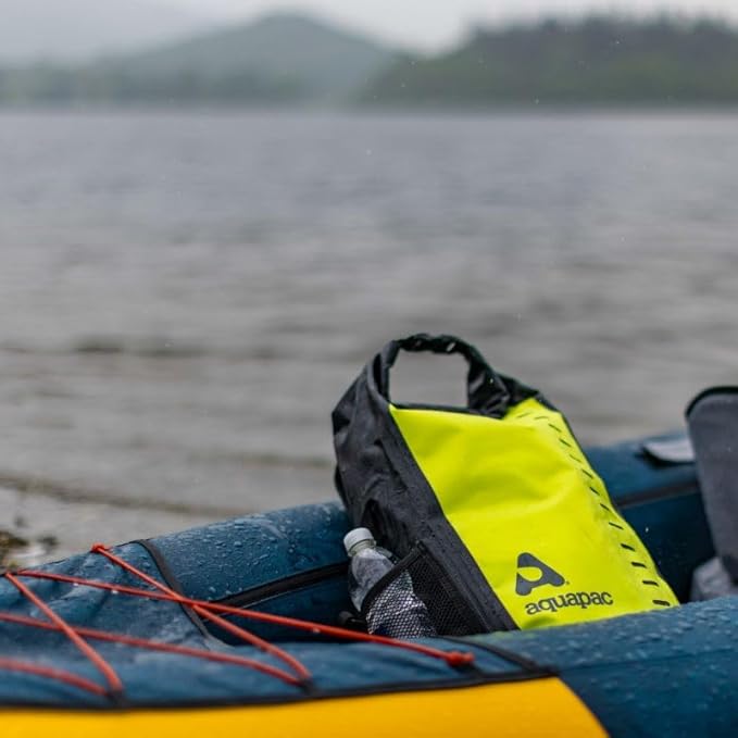 Aquapac Heavyweight 28L Waterproof Toccoa Backpack, UK Made, Travel Essential, 5 Year Warranty, Hiking, Mountain Biking