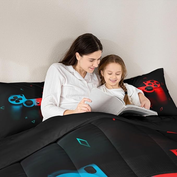 Boys Gamepad Comforter Set Full,Play Gamer Bedding Set Kid Young Man Video Games Down Comforter for Teen Child Game Room Decor Black Classic Retro Gaming Quilt Duvet Set with Controller Button