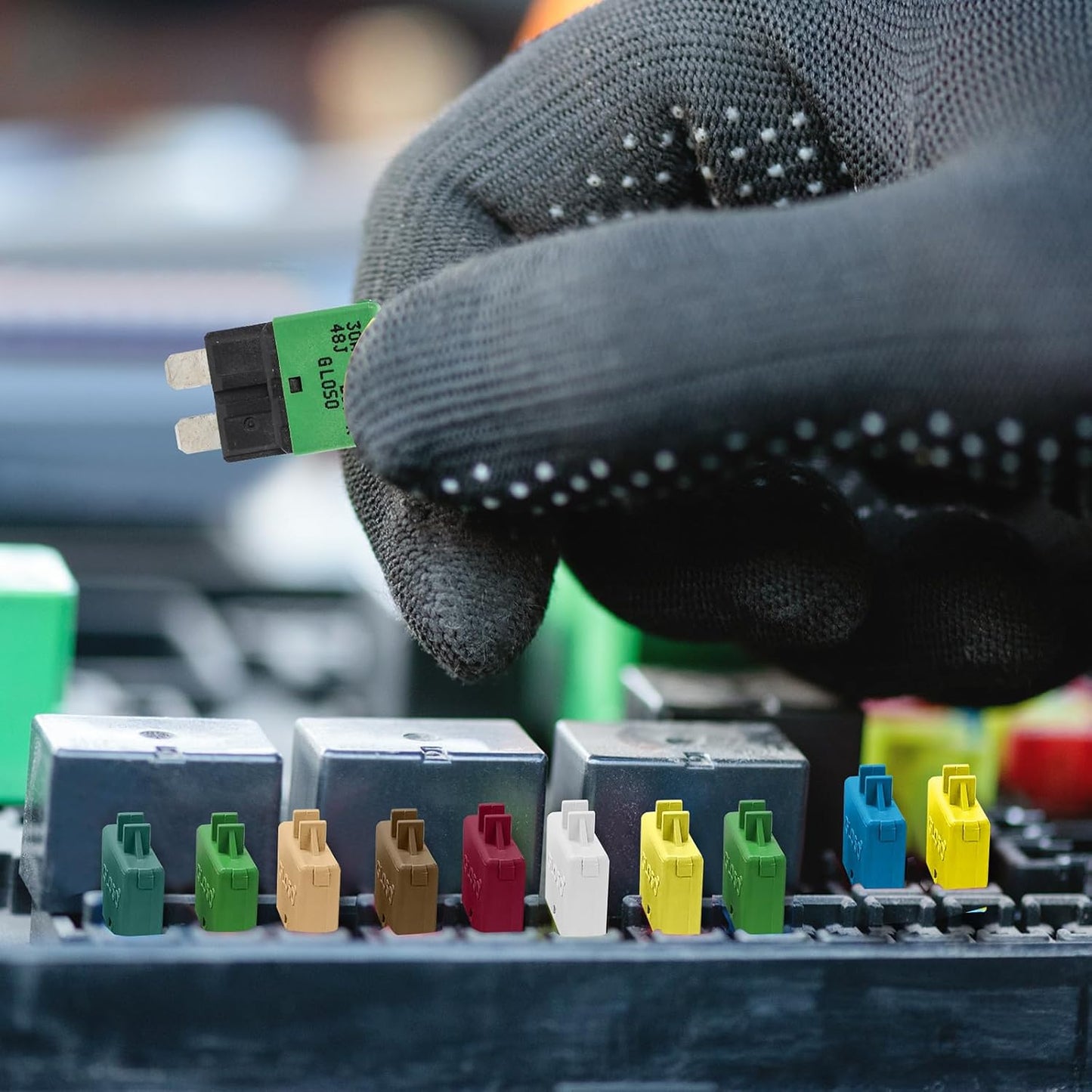 GLOSO Circuit Breaker E39 (T3) Manual Reset Fuse For Car Truck RV Automotive Marine Boat Trolling motor & Custom Wiring Audio battery protection/Low Profile ATC/ATO (5A - 5 Pack)