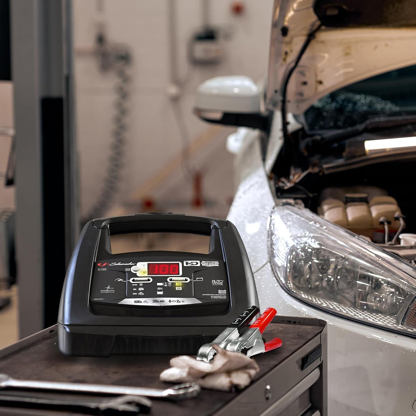 Schumacher Electric 6A Battery Charger and 85A Engine Starter, 6-in-1 Solution for 6V/12V Batteries, Maintainer, 30 Amp Boost, SC1307, for Power Sport, Car, Truck, and Marine Batteries