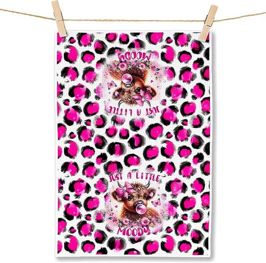 Western Cow Kitchen Towels Gifts for Cow Lovers Women, Trendy Hot Pink Leopard Hand Towels, Cows Gifts Hot Pink Kitchen Dish Towels, Western Cows Bathroom Decor, 16x24 Inches